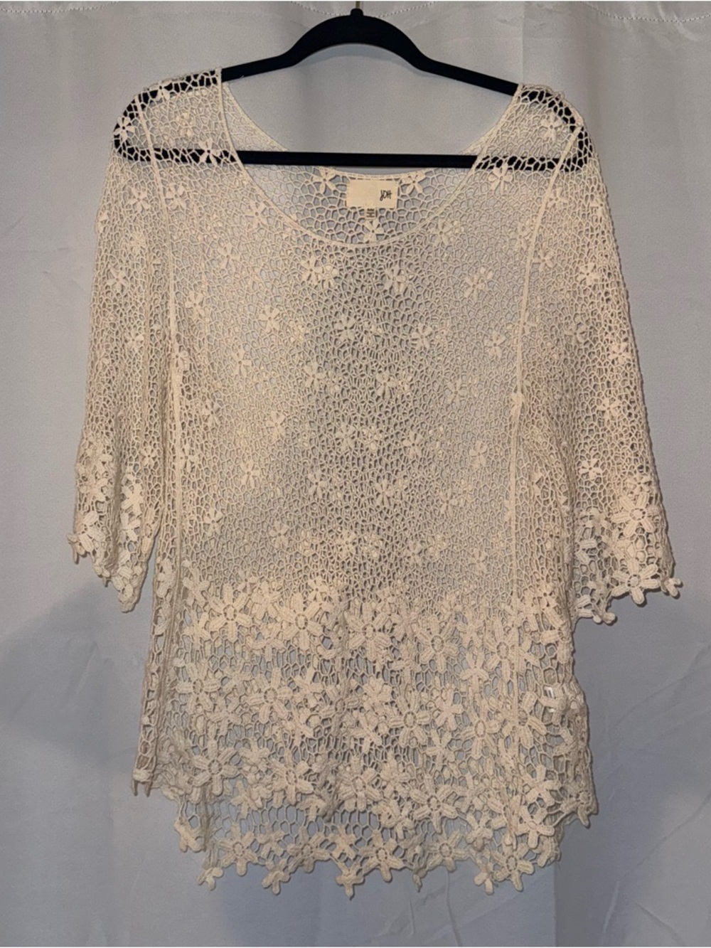 Crochet Lace Cream Pullover Blouse with Floral Hem